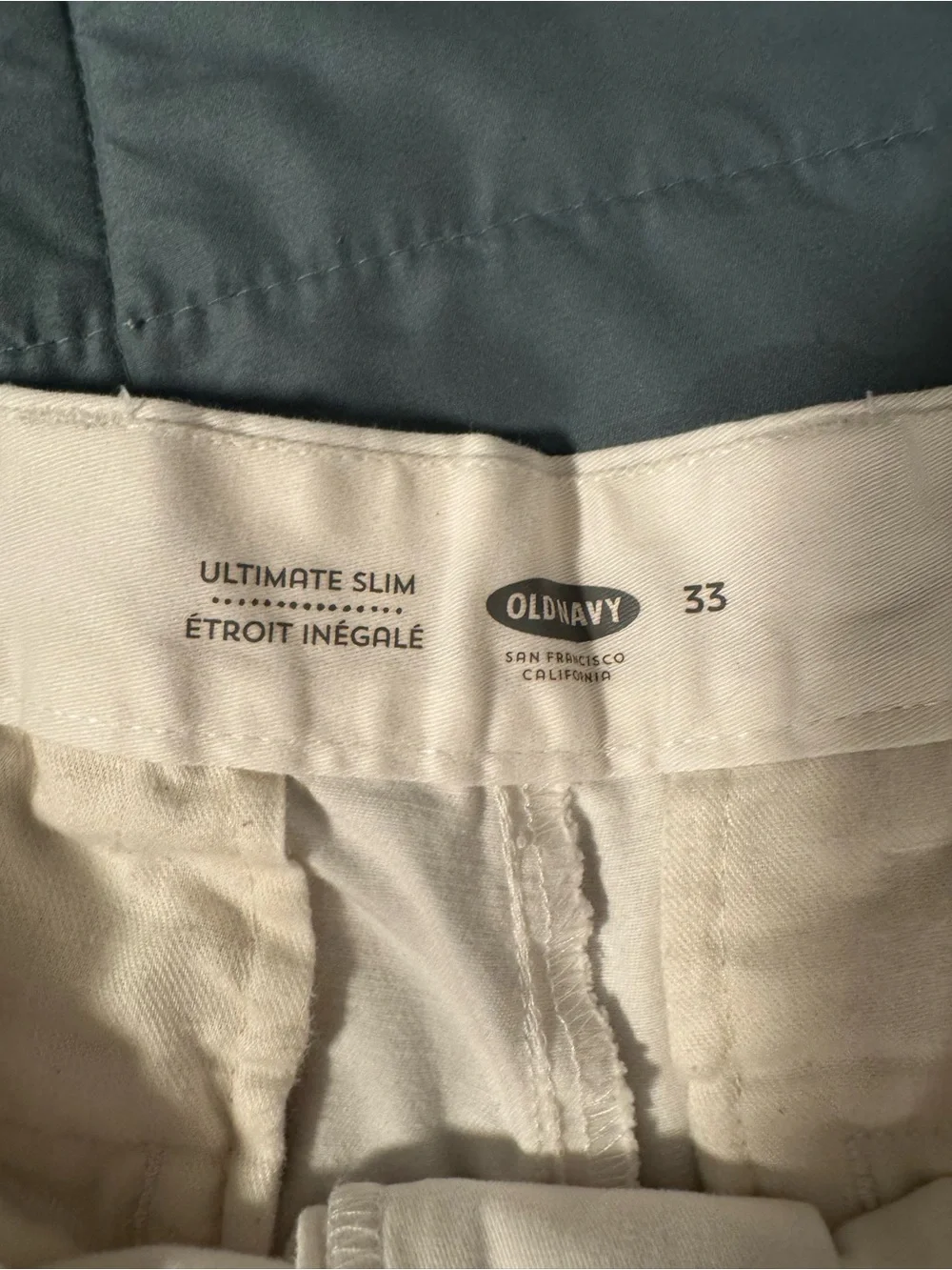 Old Navy Men's Cream Flat-Front Chino Shorts